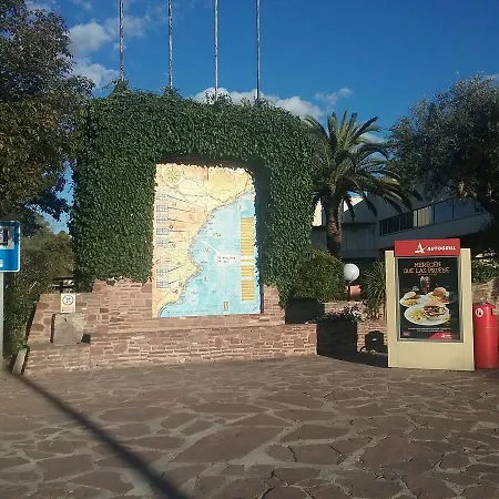 Autogrill La Plana Hotel